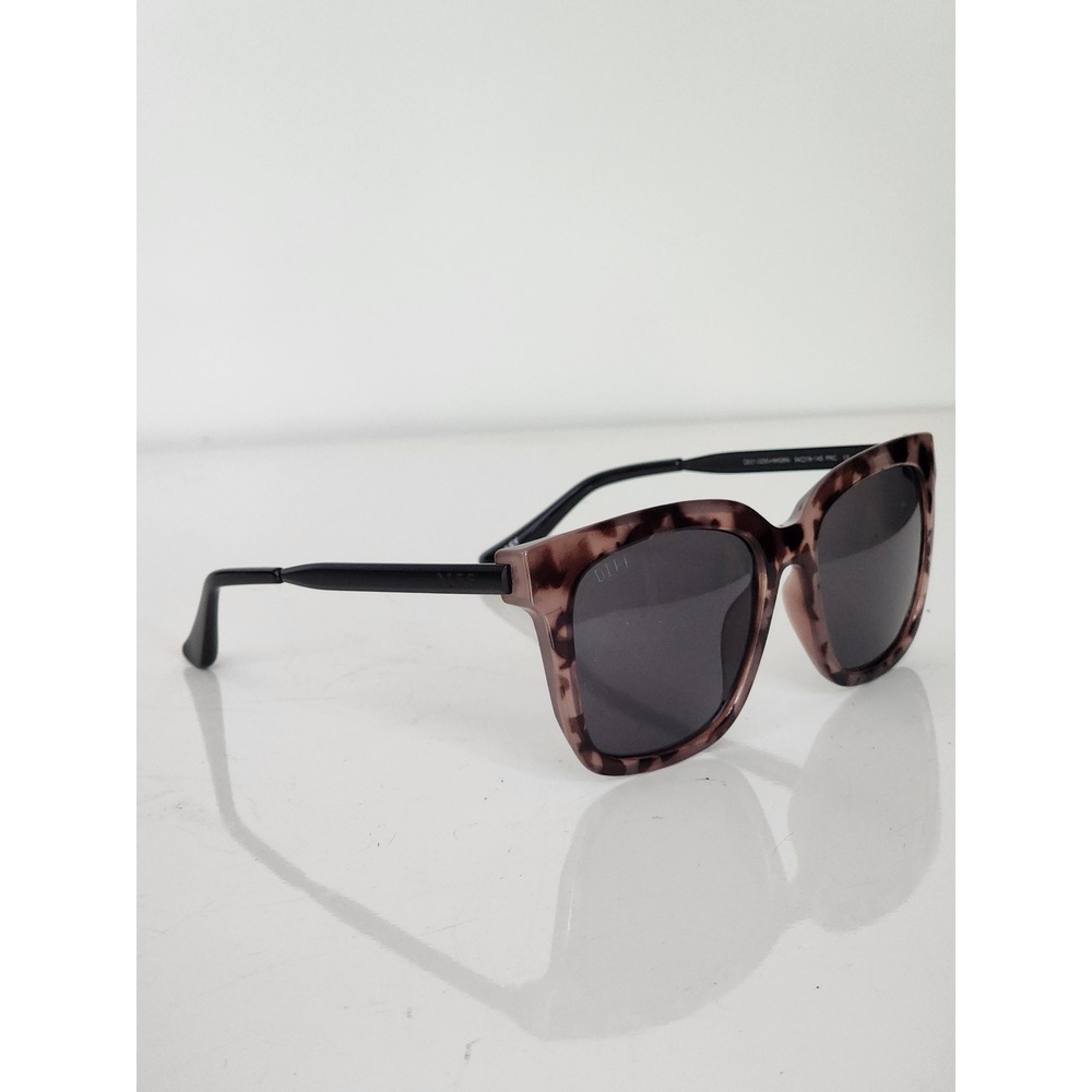 DIFF Hailey Sunglasses Himalayan Tortoise Square Cat Eye DE01-0255-HMGRN NEW - Picture 3 of 10